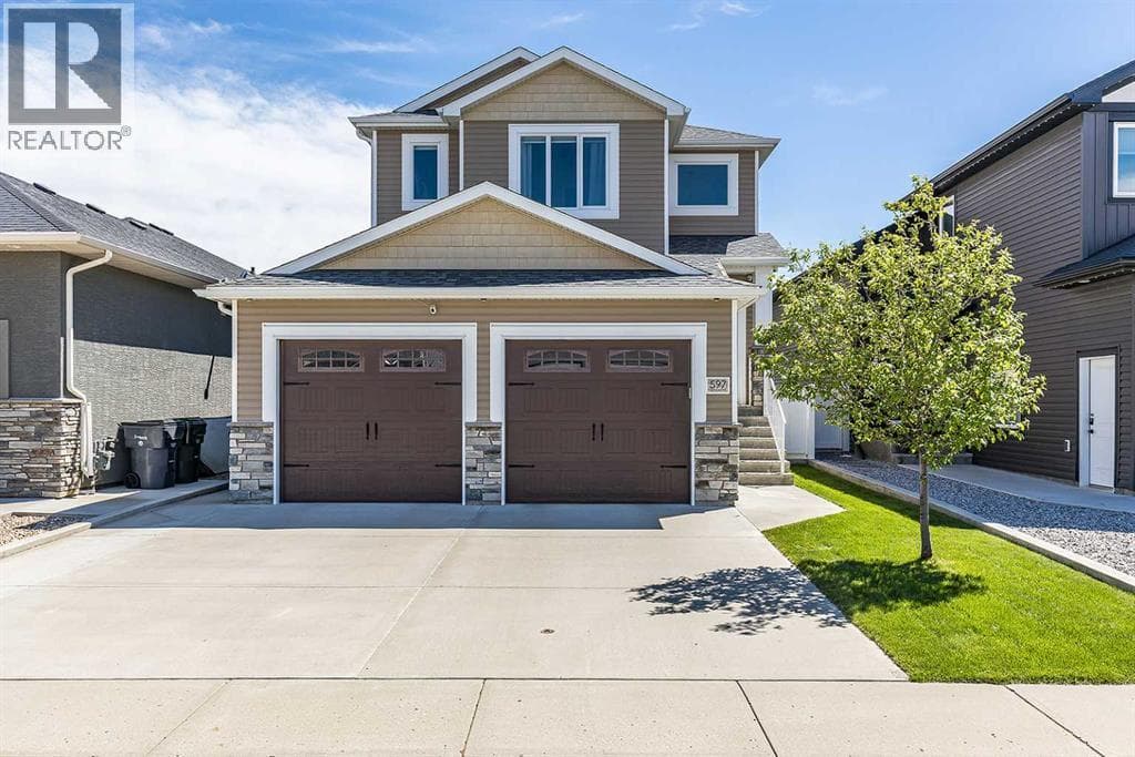 597 Somerside View SE