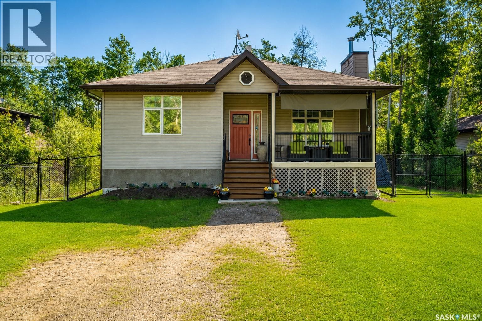 303B Lac des Iles ROAD