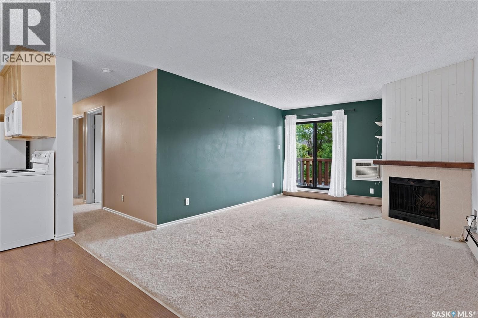 304D1 1121 Mckercher DRIVE — photo 2