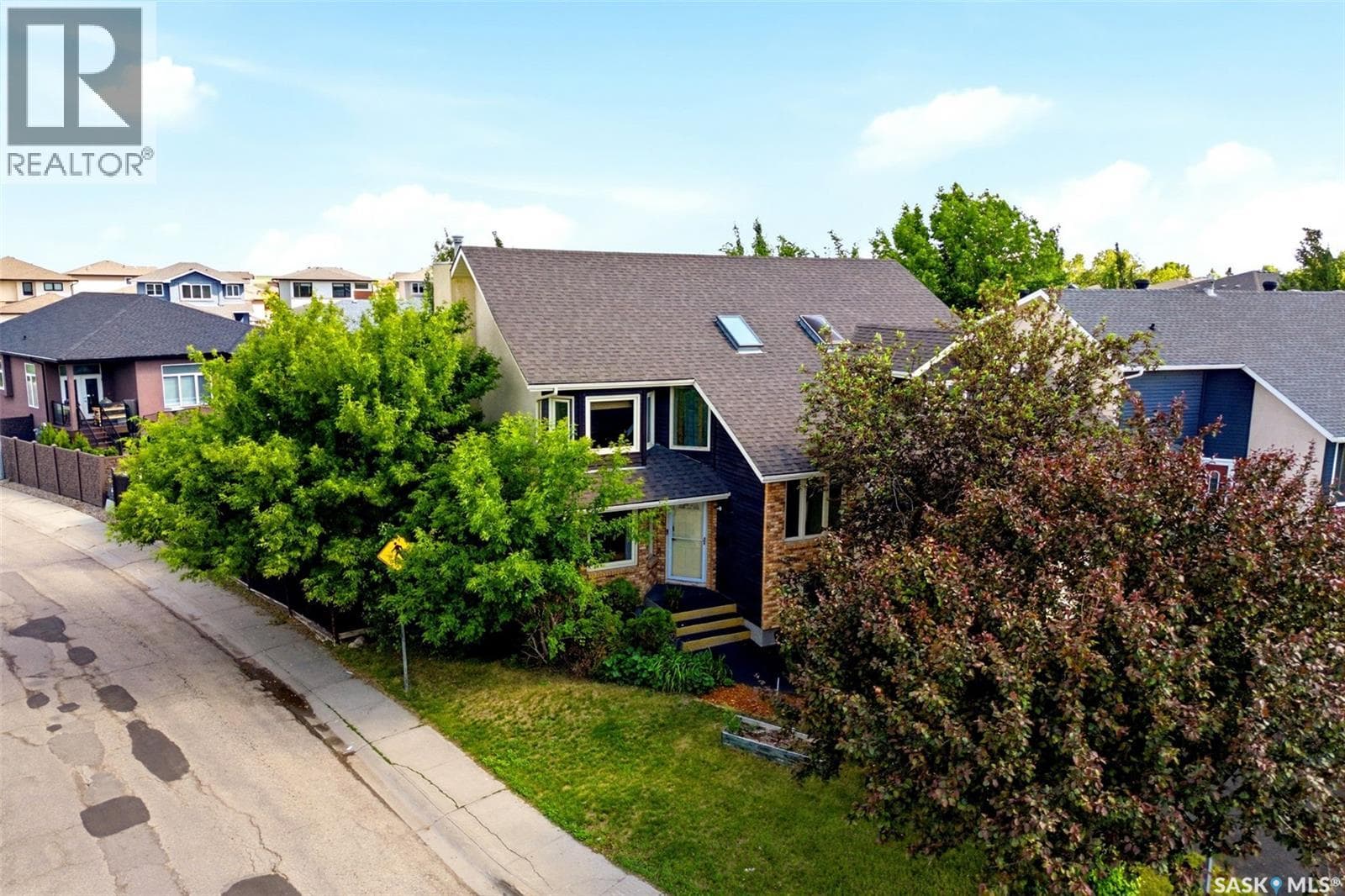 6703 Maplecrest PLACE — photo 3