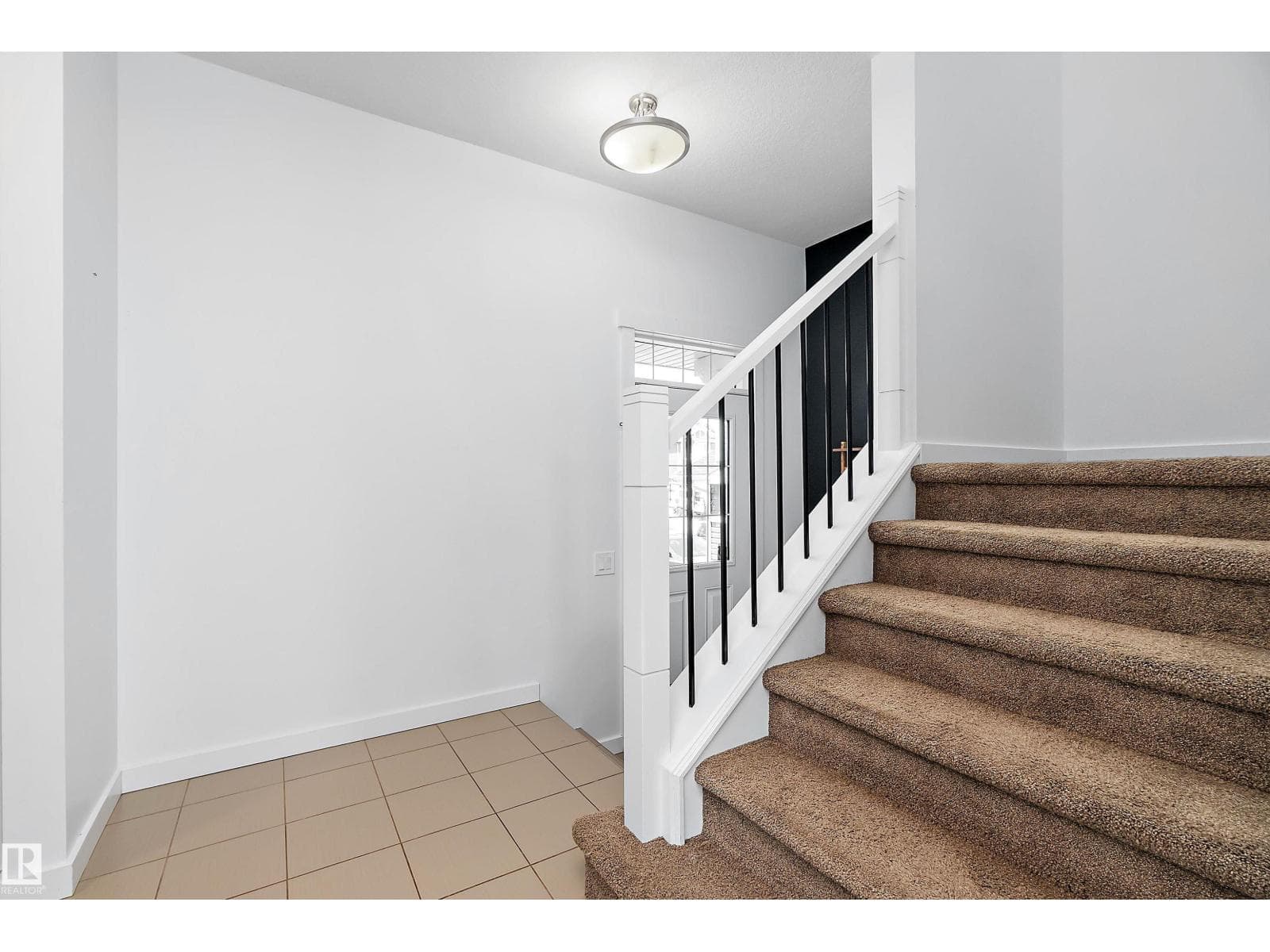 95 SHEPPARD WY — photo 4