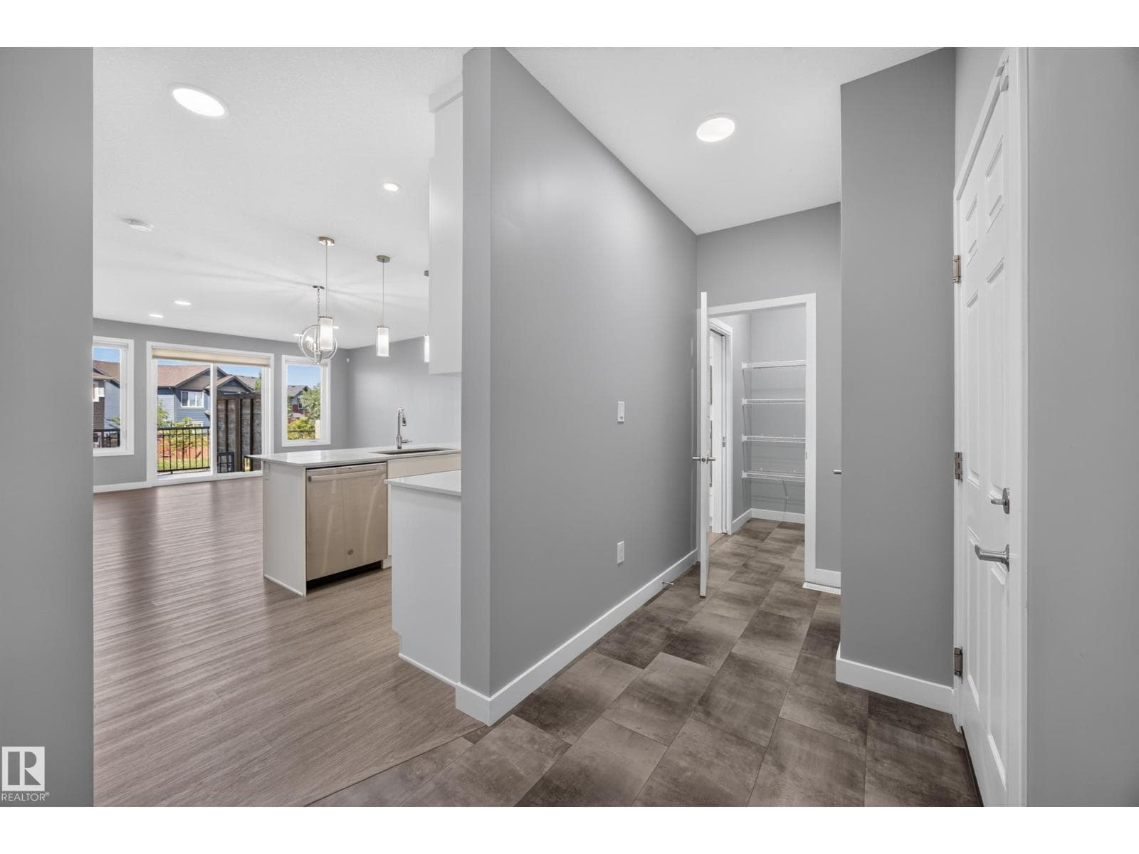3025 CHOKECHERRY CM SW — photo 5