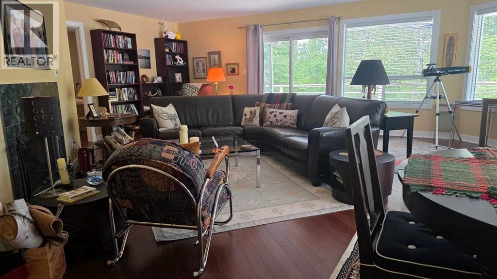 225, 5415 Township Road 594 — photo 4