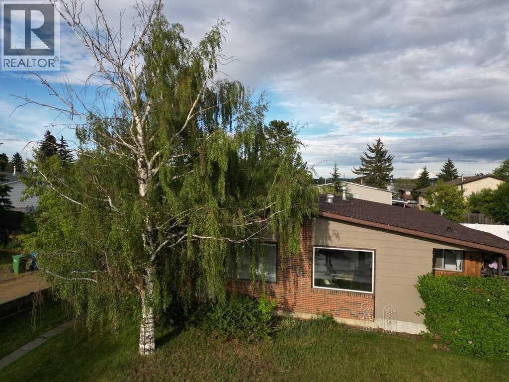 59 Nichols Crescent