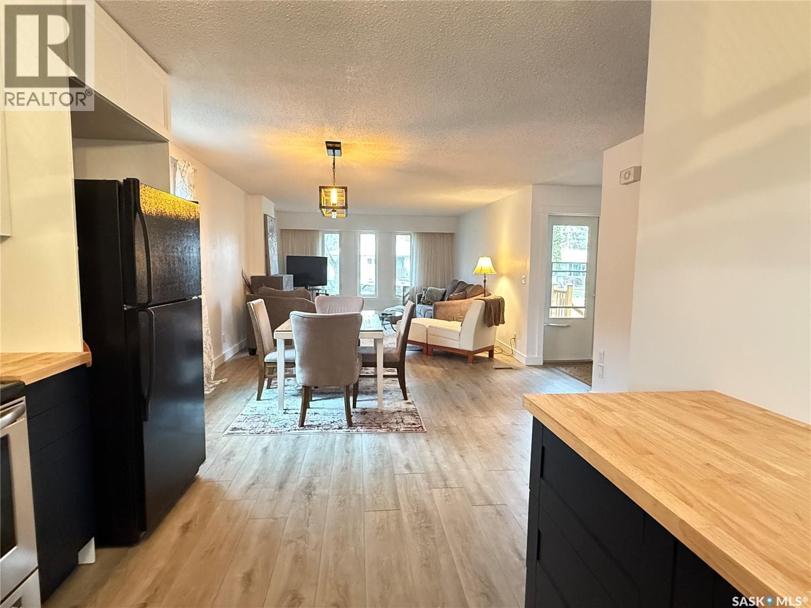 615 Windsor STREET — photo 5