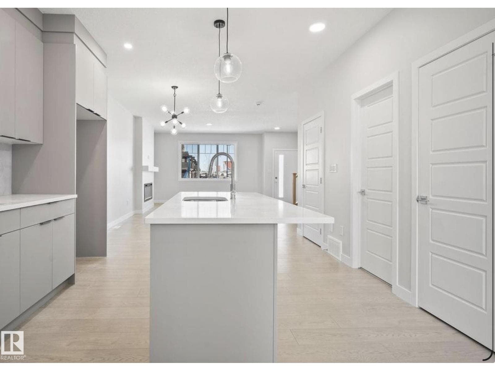 1511 211 STREET NW — photo 3