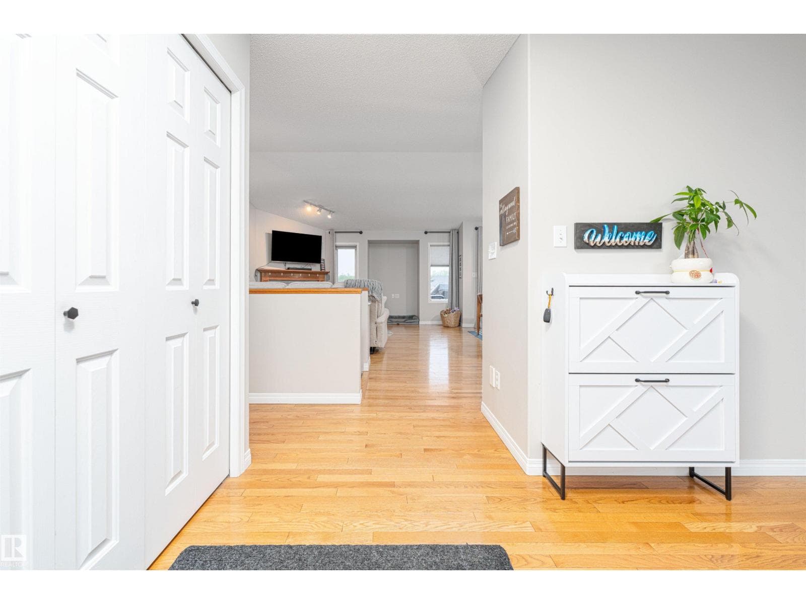 98 CHANCERY PT — photo 4