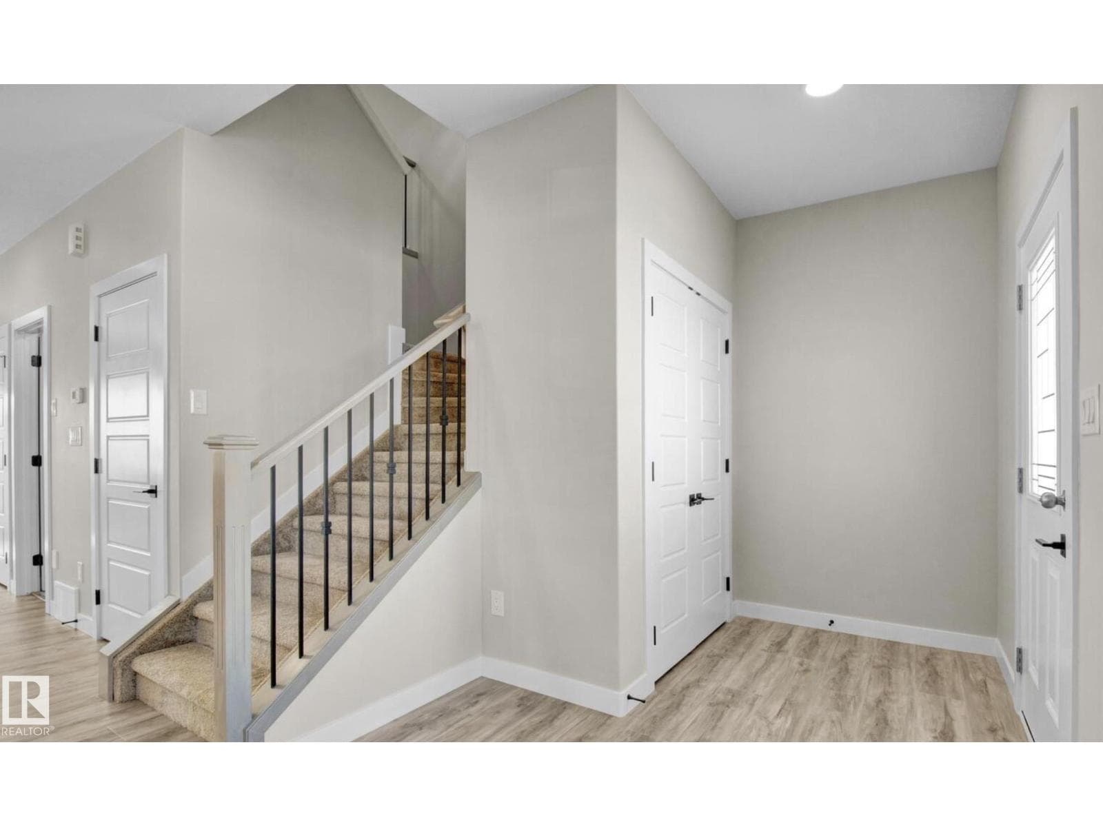 1519 211 Street NW — photo 5