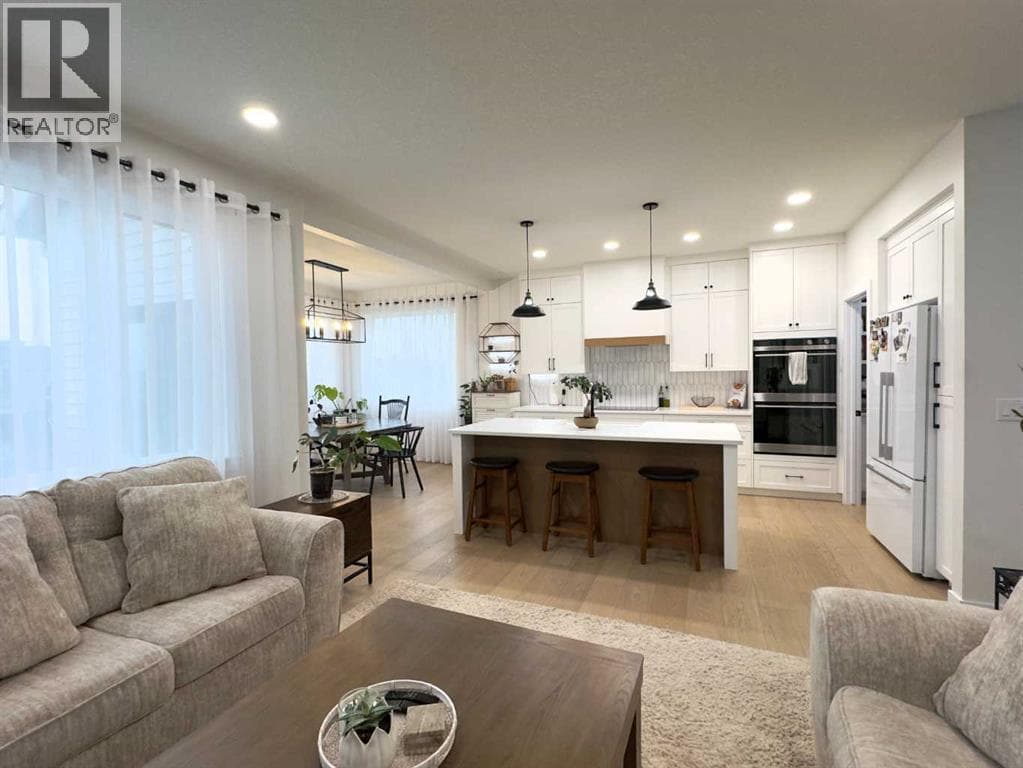 8213 121 Street — photo 4