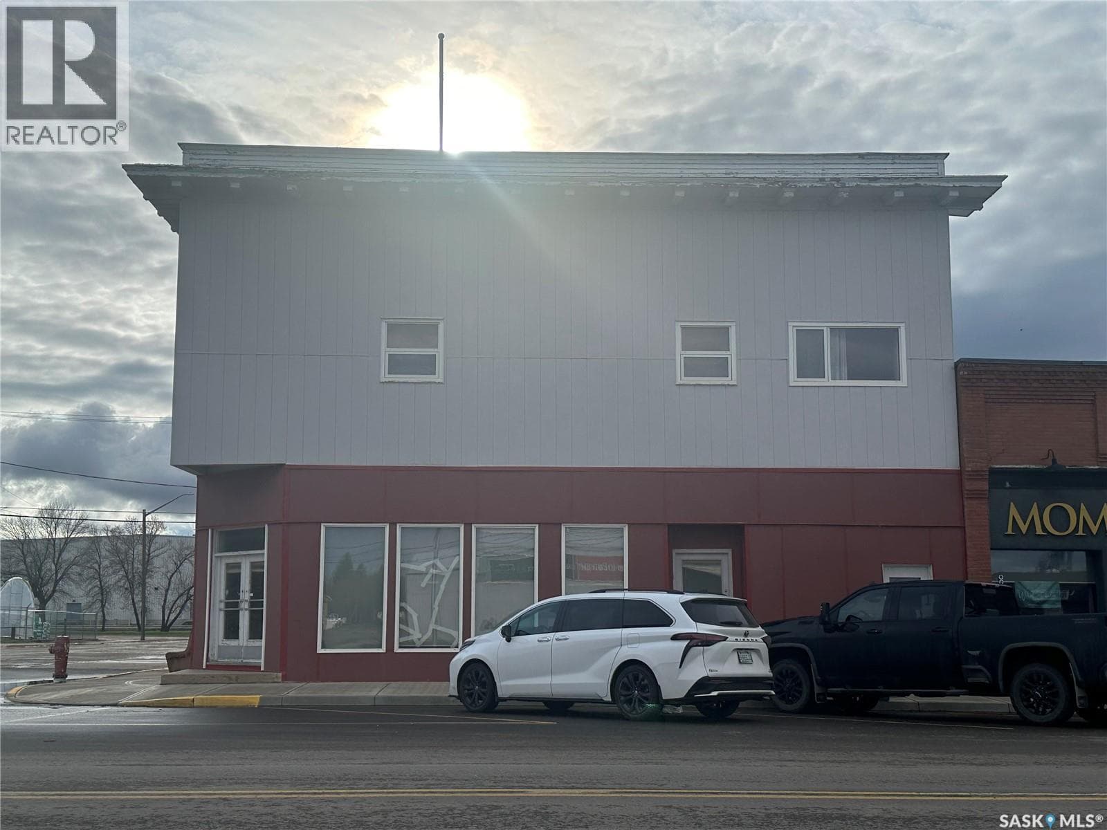 136 Center STREET