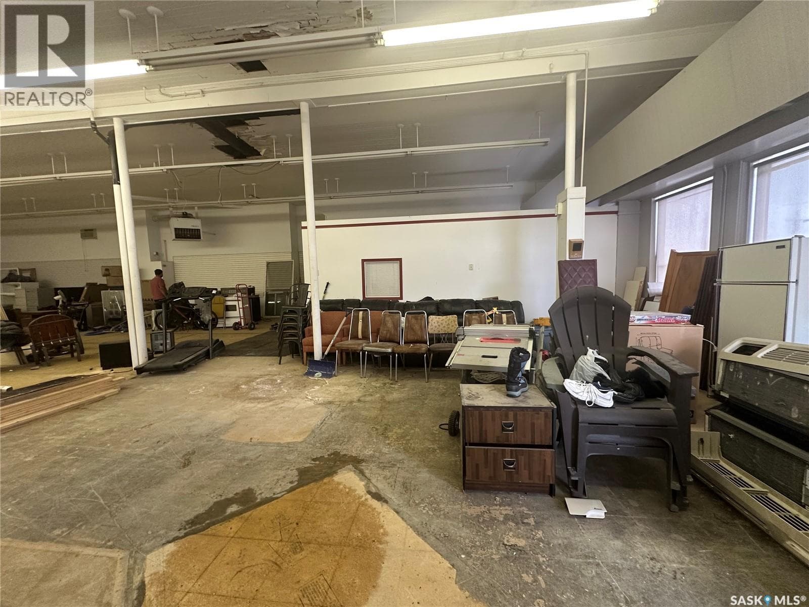 136 Center STREET — photo 4