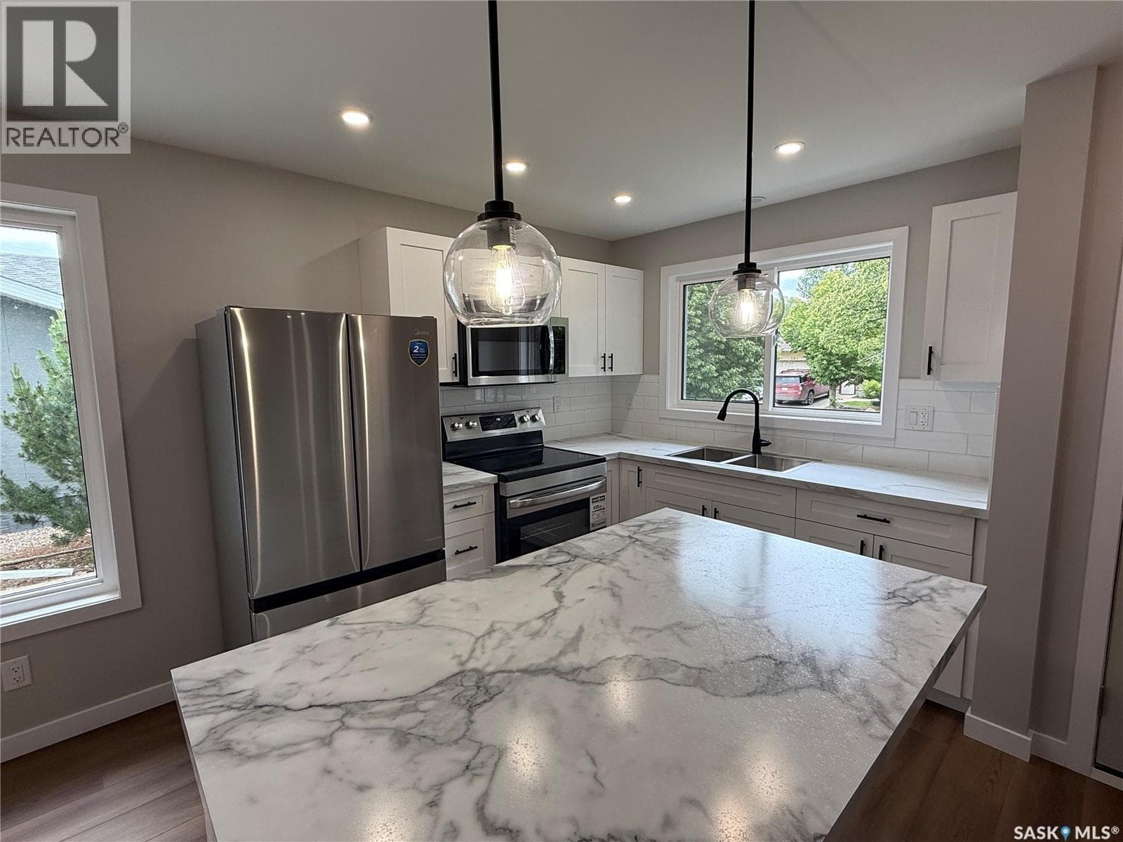 261 Bean CRESCENT — photo 2