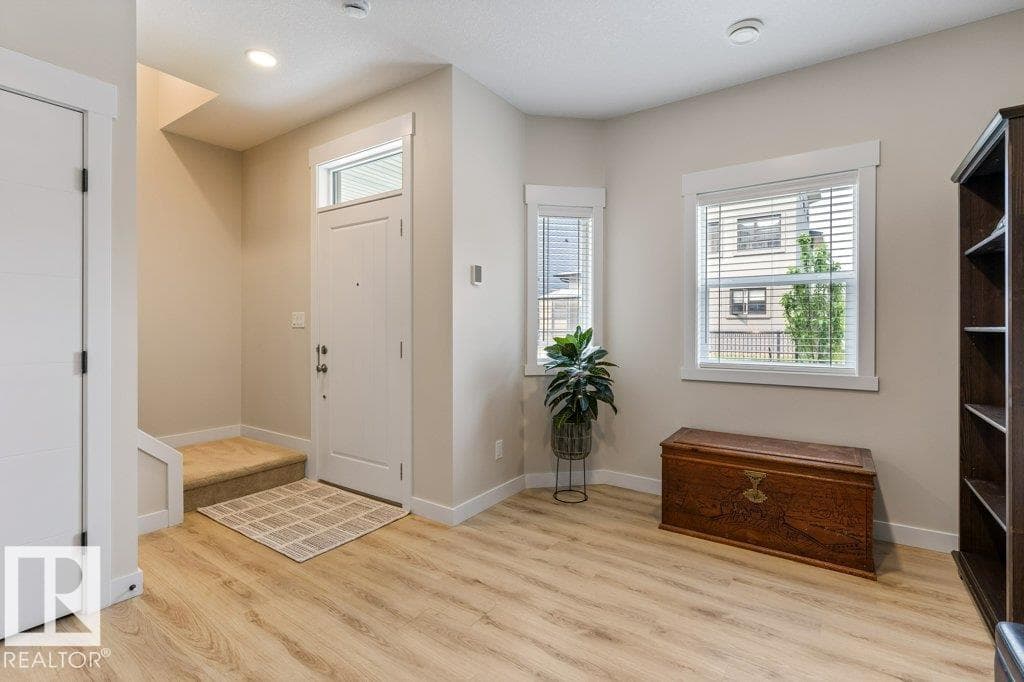 #38 150 EVERITT DR — photo 5