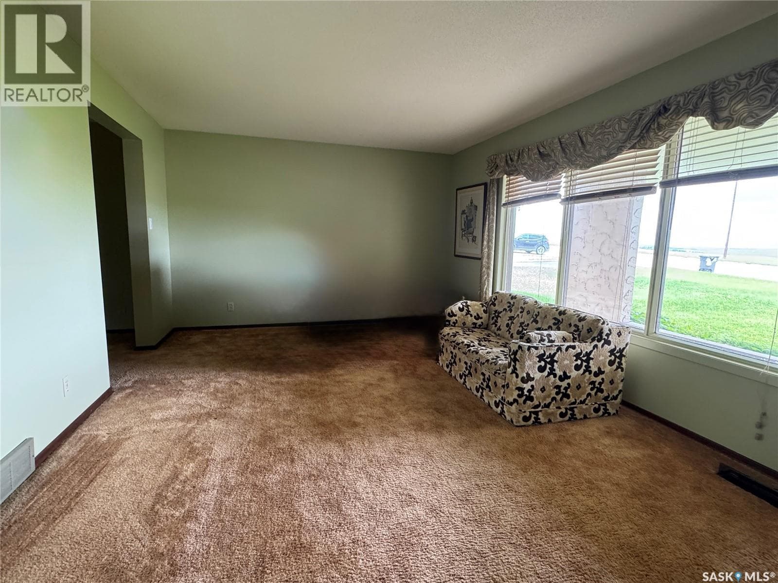 260 Battleford TRAIL — photo 3