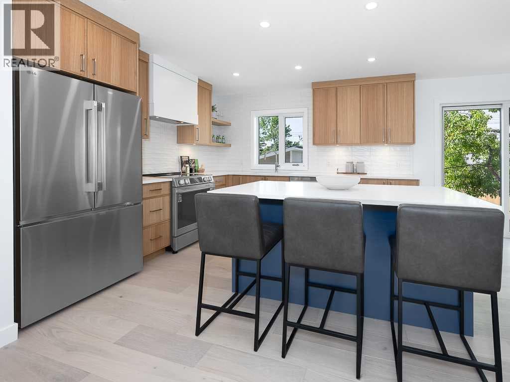 3520 Bulyea Crescent NW — photo 5