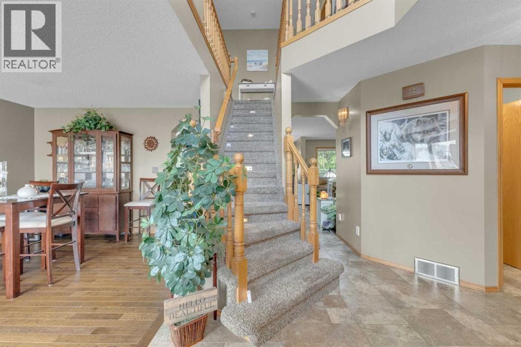 49 Willow Springs Crescent — photo 5