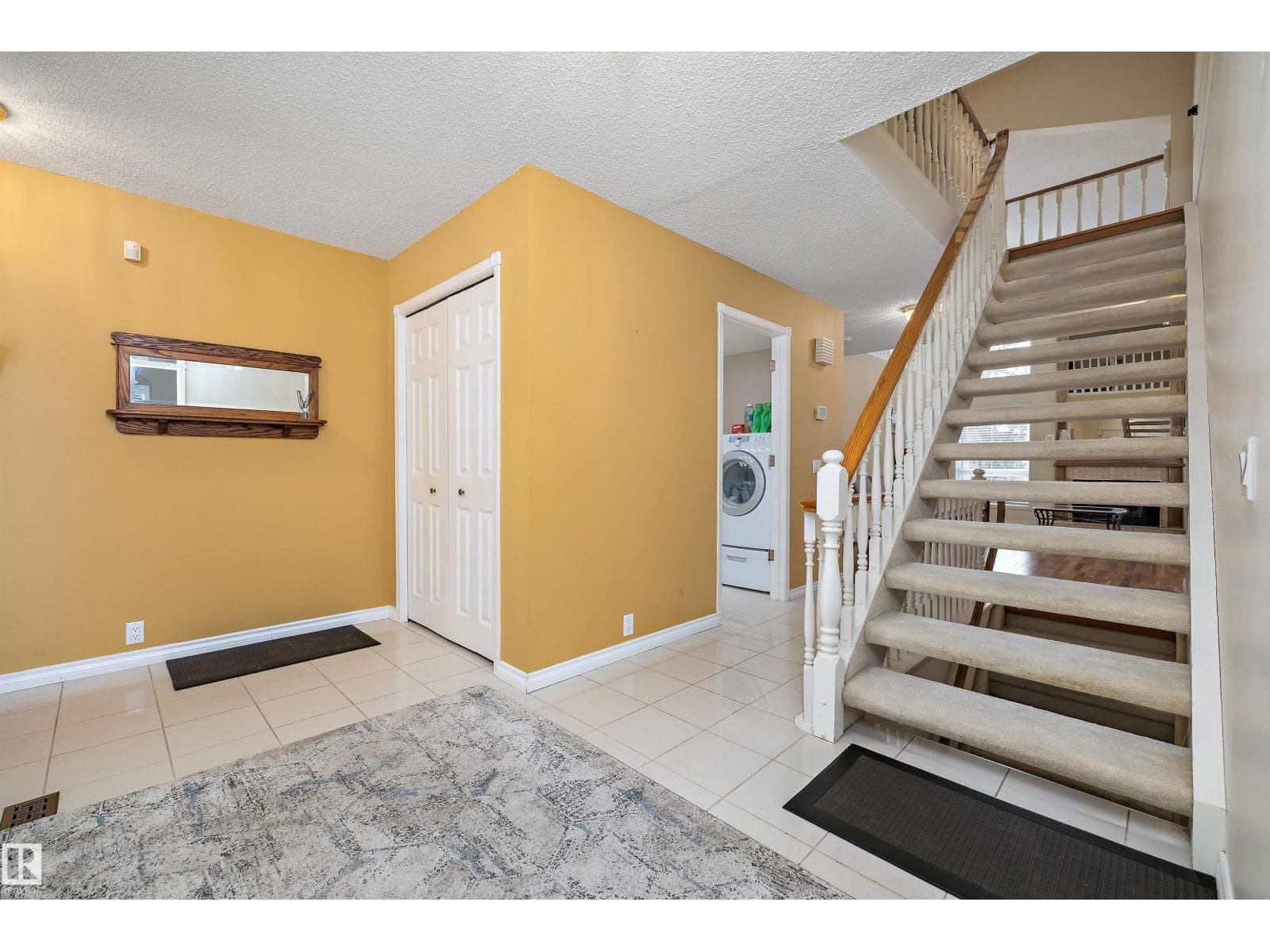 1027 109 ST NW — photo 5