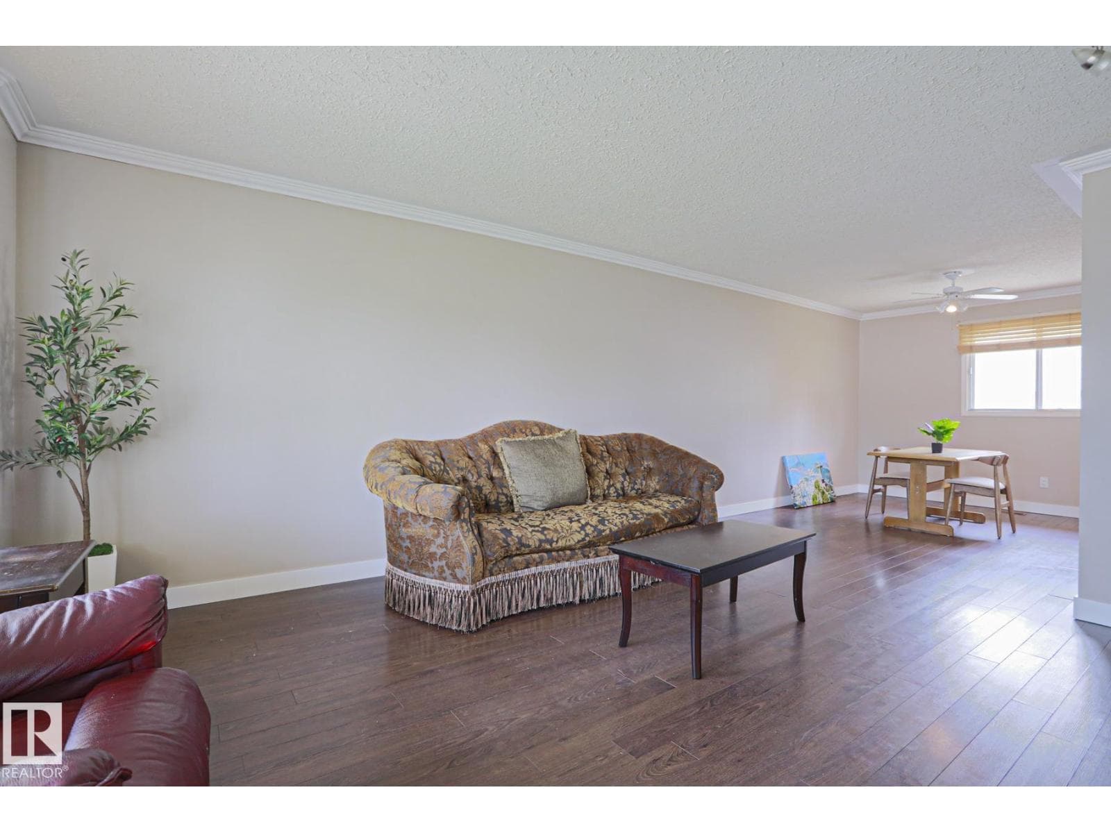 57 GARLAND CR — photo 3