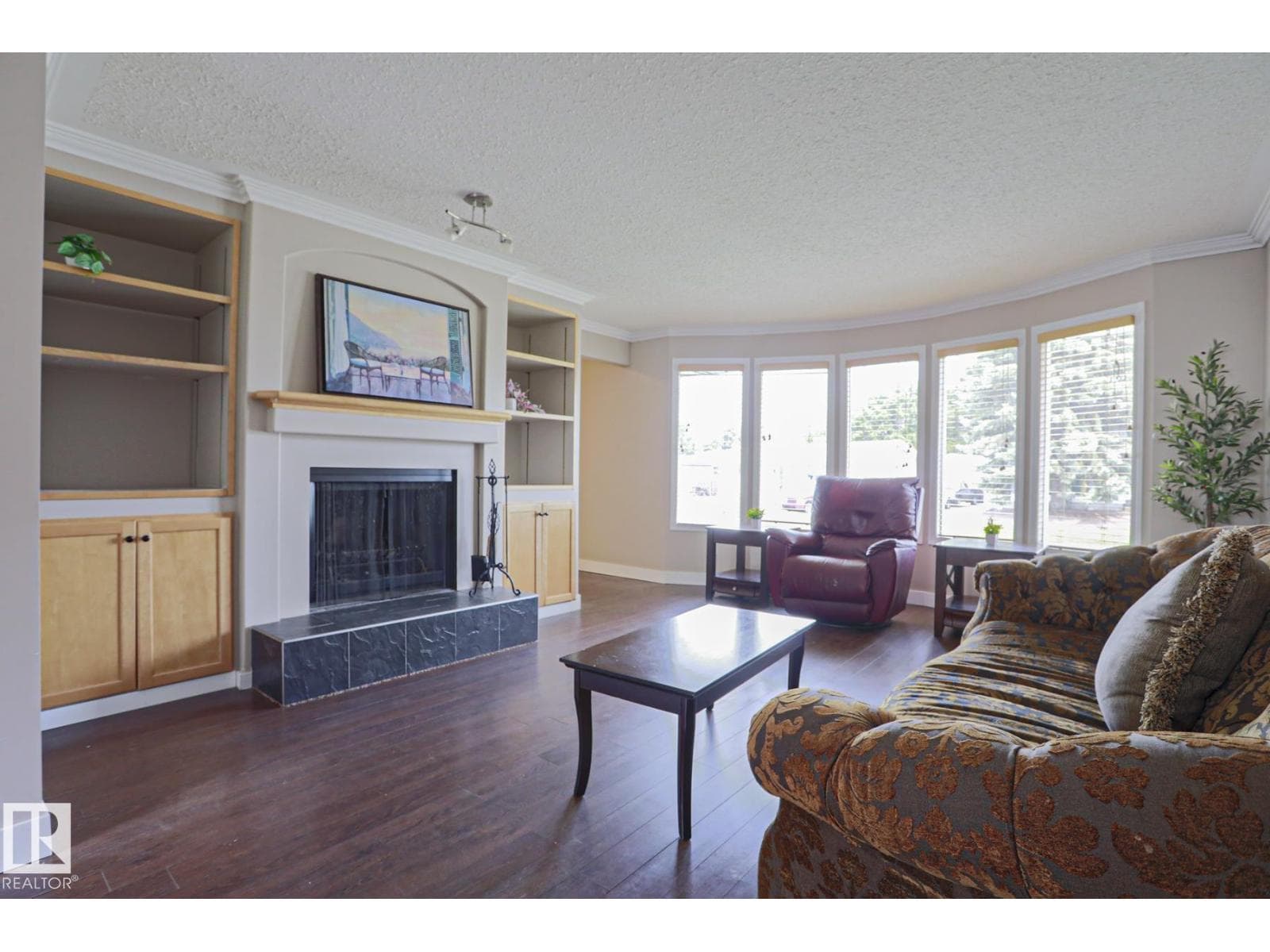 57 GARLAND CR — photo 4