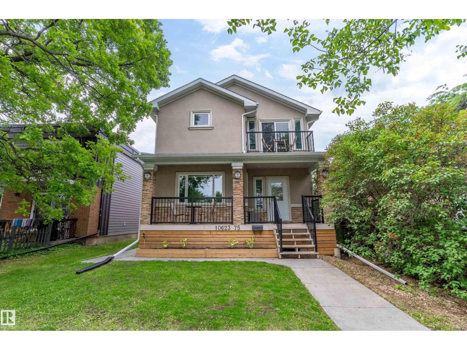 10623 75 AV NW — photo 2