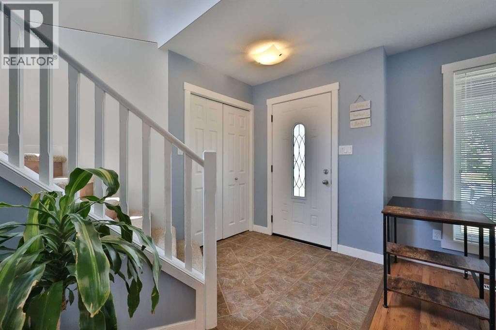 86 Riverstone Boulevard W — photo 2