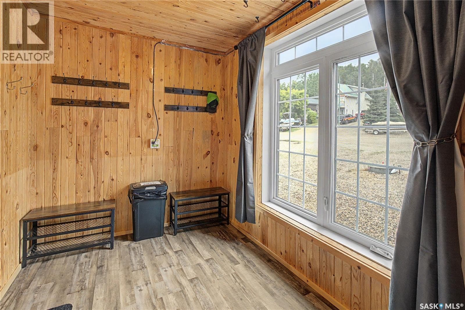 305 Wapiti Road, Wapiti Regional Park — photo 4