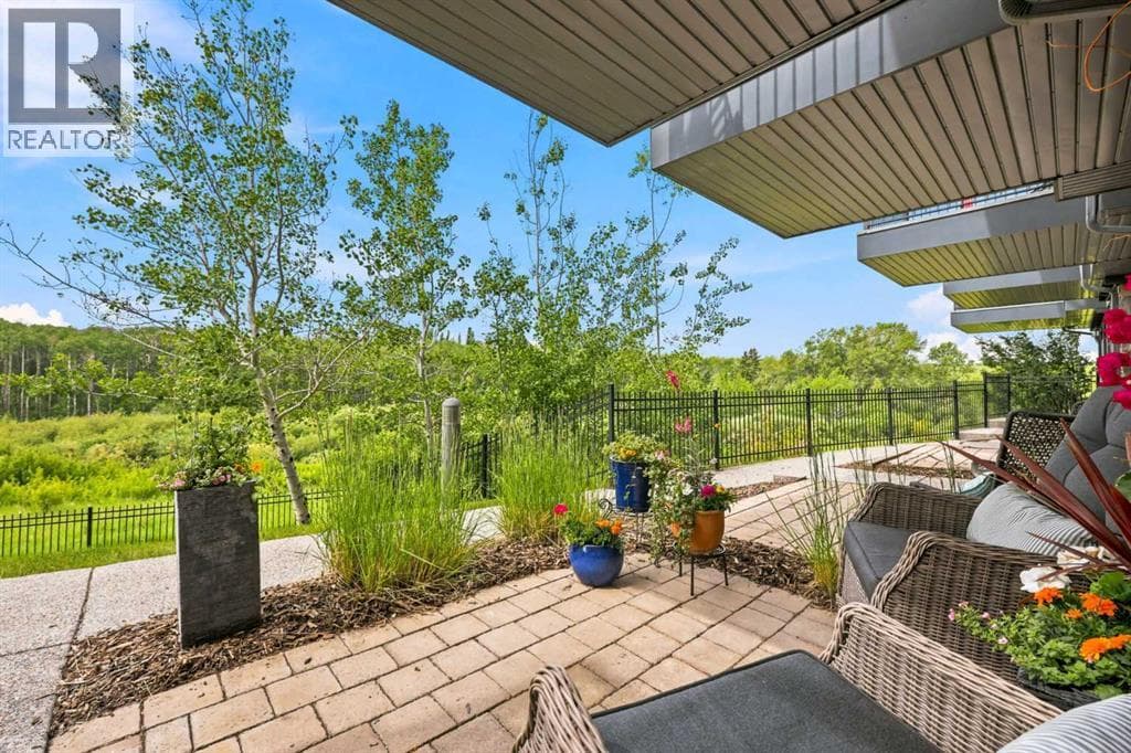 153 Ascot Point SW — photo 3