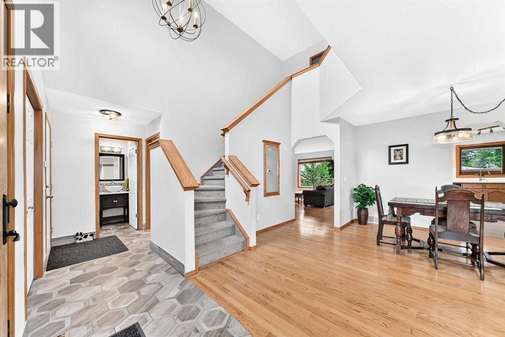 383 Edgebrook Rise NW — photo 4