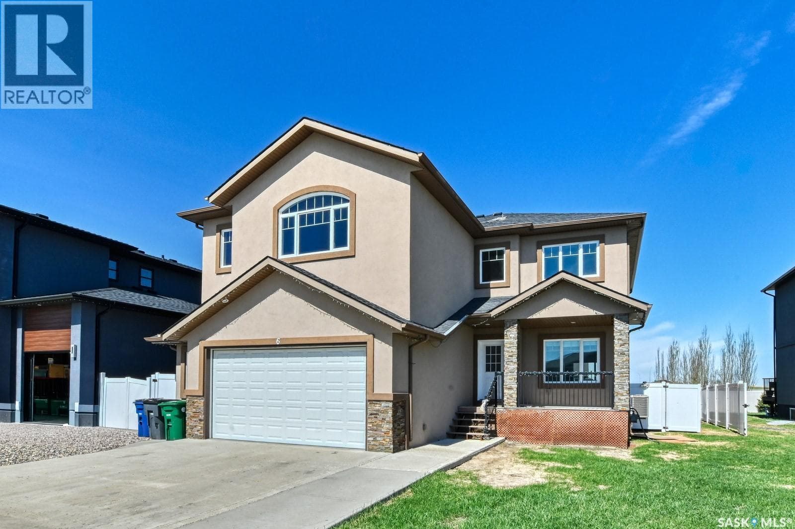 6 McKenzie LANDING