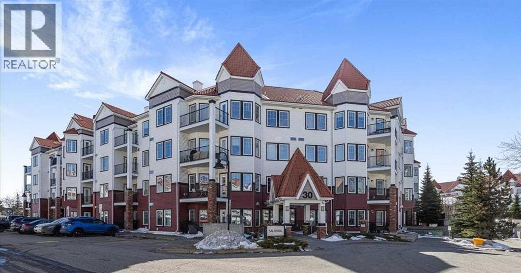 326, 30 Royal Oak Plaza NW — photo 3