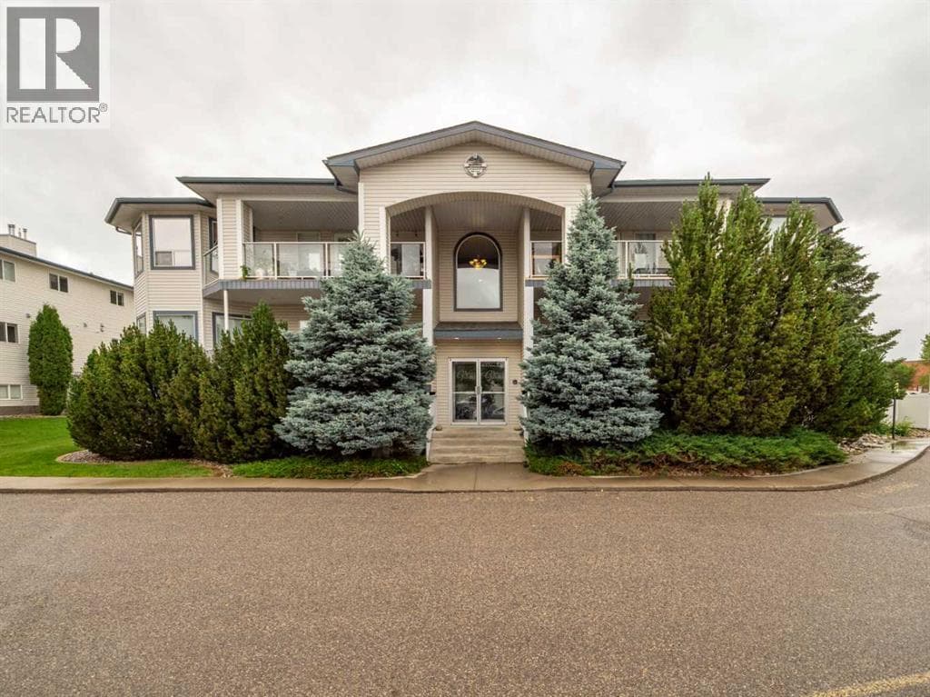 122, 23 Chilcotin Lane W