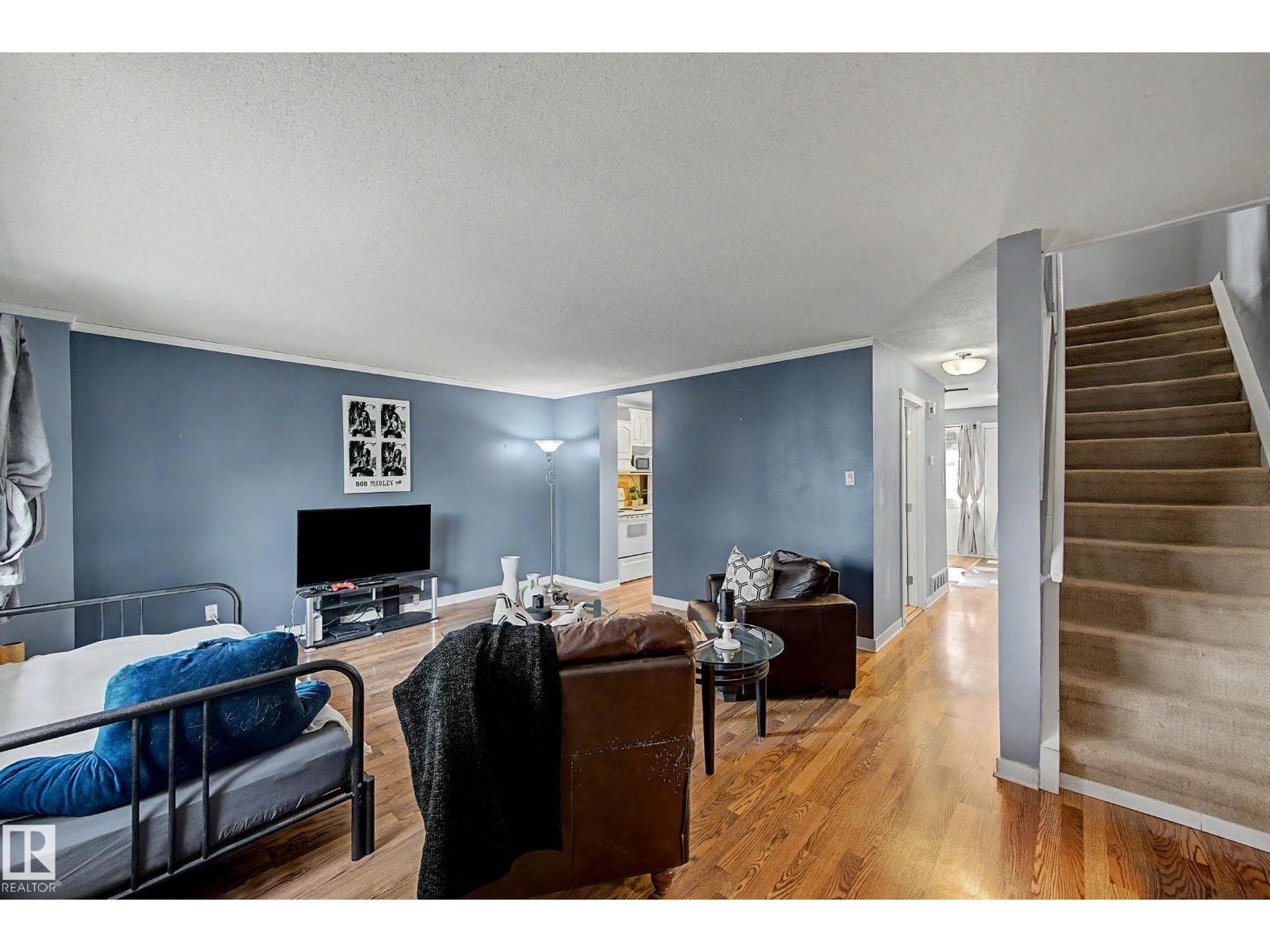 219 VILLAGE ON THE GREEN GR NW — photo 3