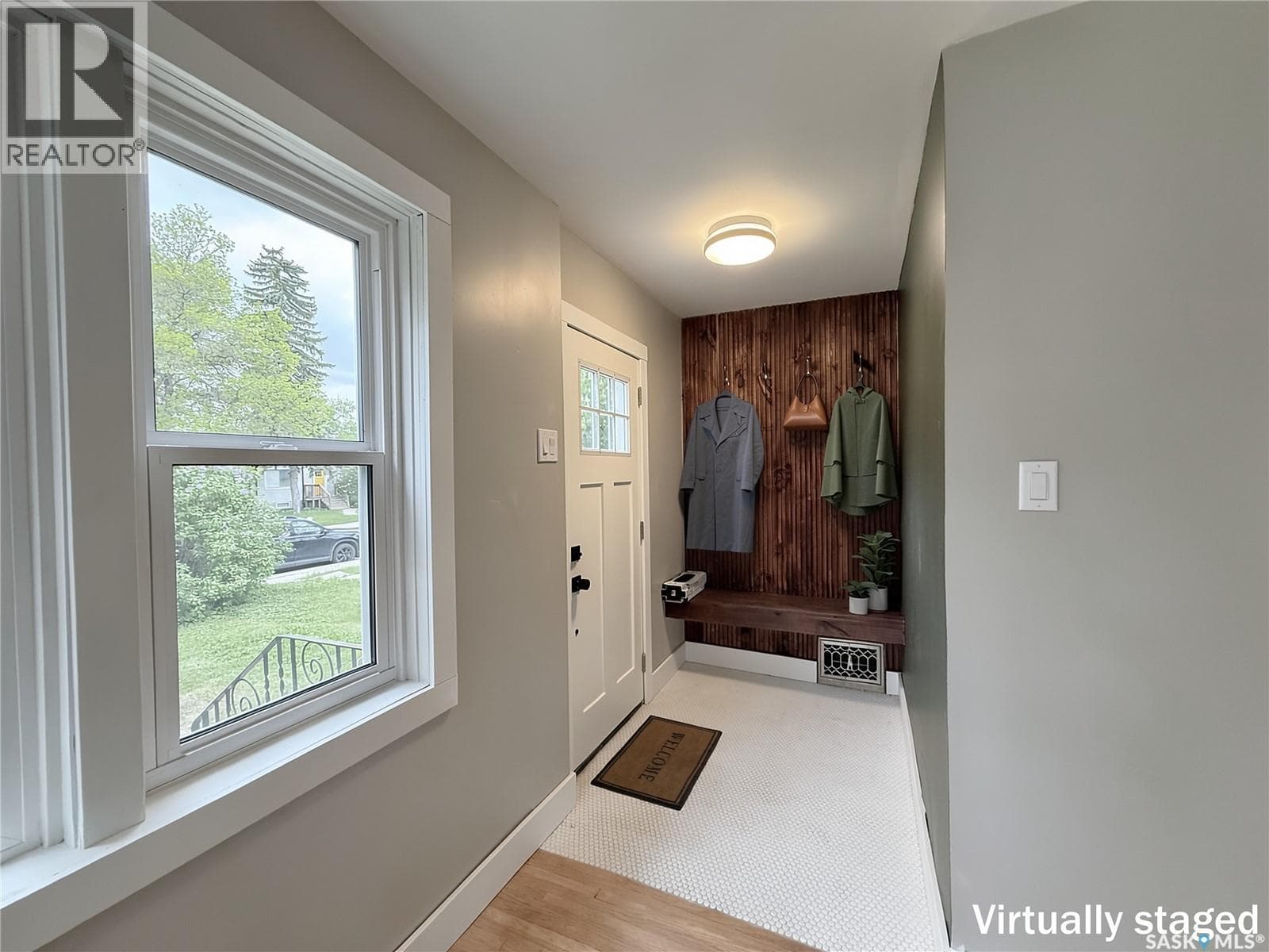 2471 Broder STREET — photo 4