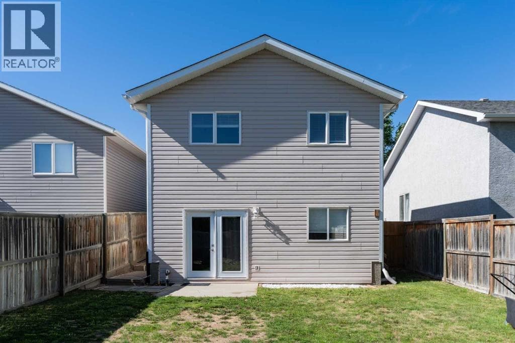 70 Peigan Court W — photo 5