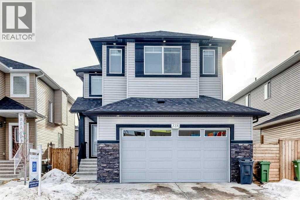 772 Edgefield Crescent