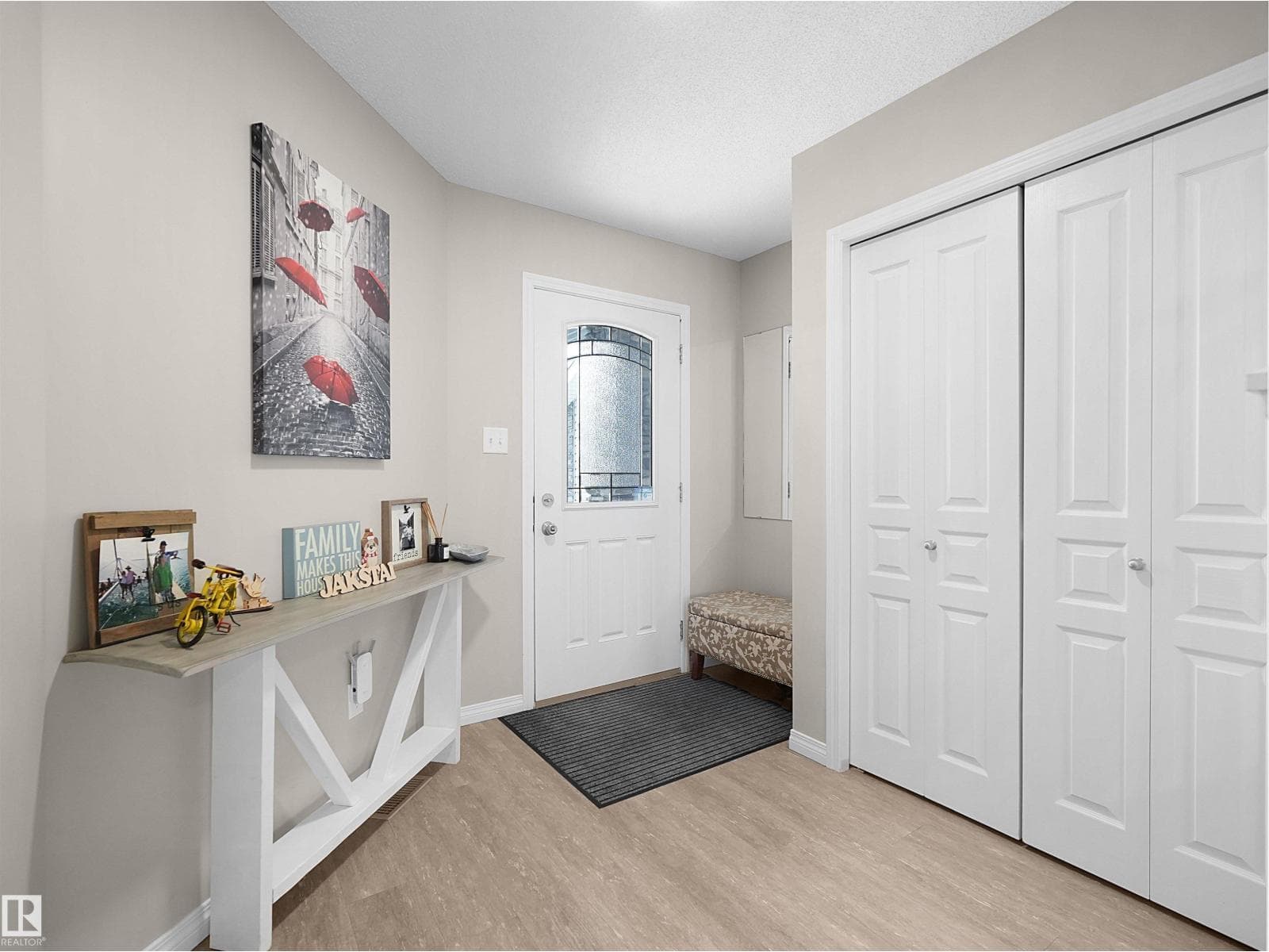 9008 COOPER LINK LI SW — photo 4
