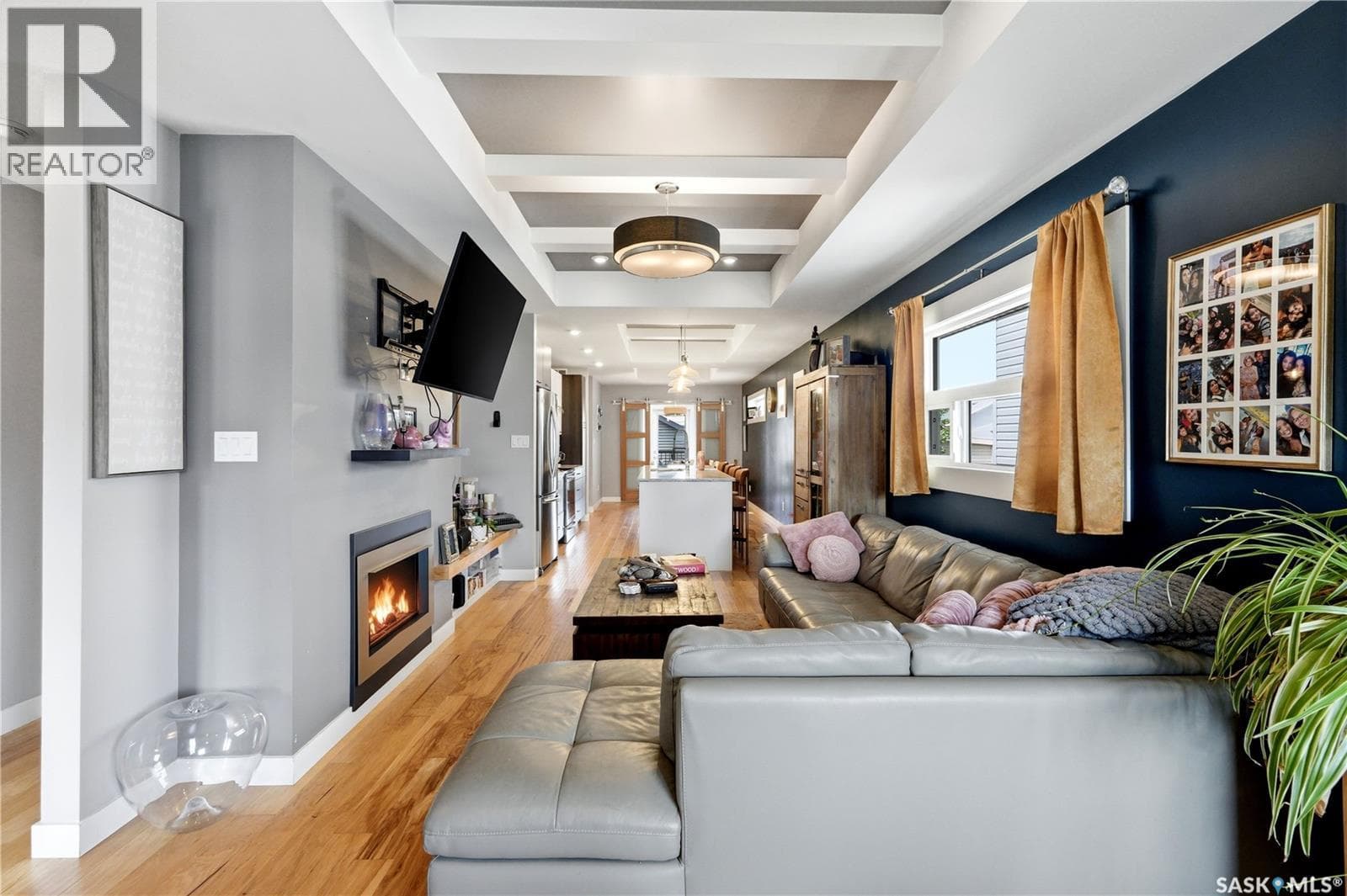 450 Bentley COURT — photo 4