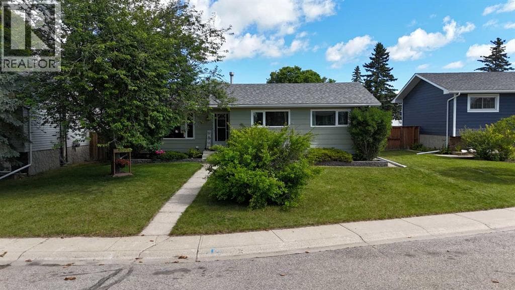 127 Thomas Place — photo 3