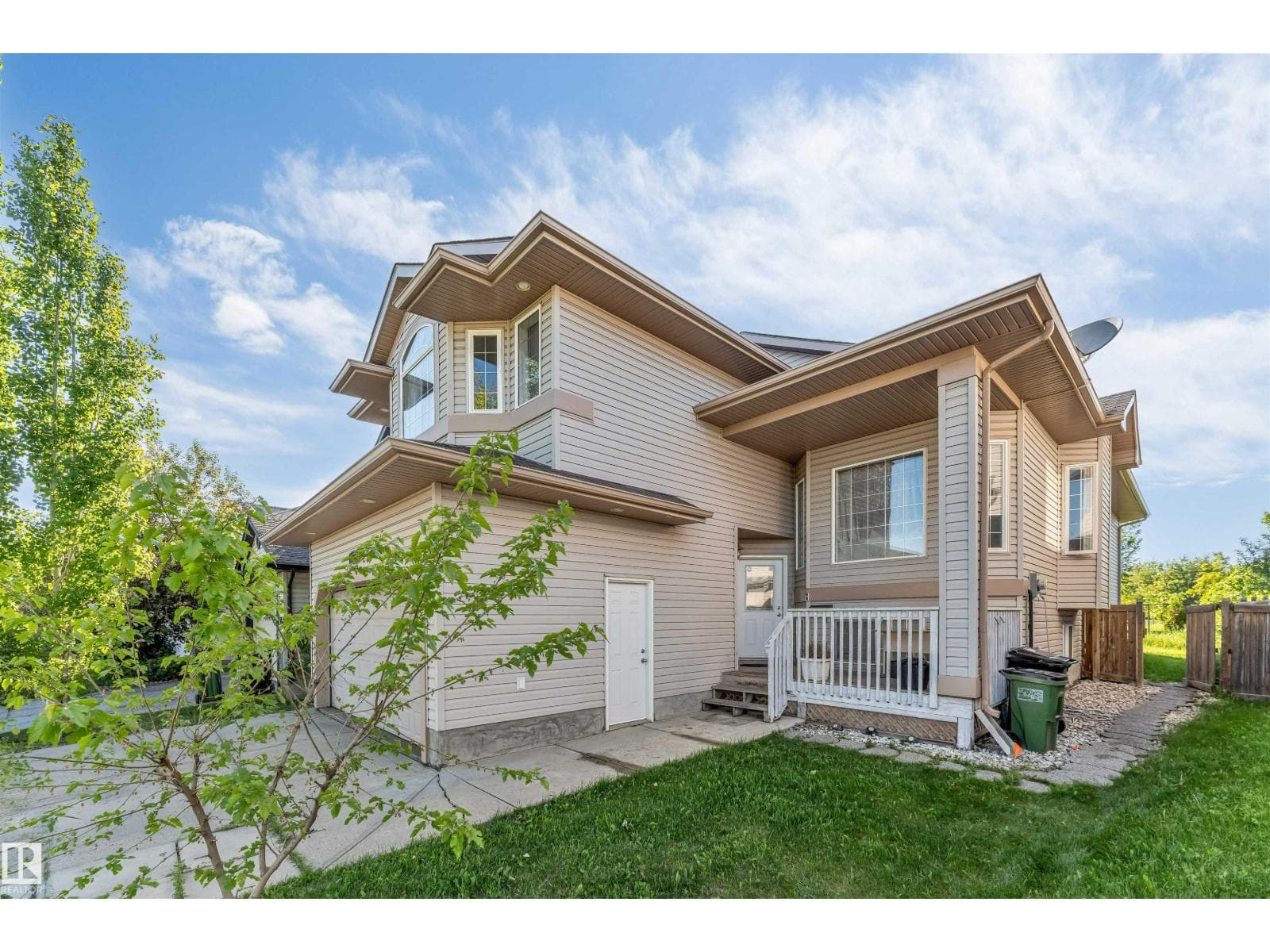 7920 7 AV SW