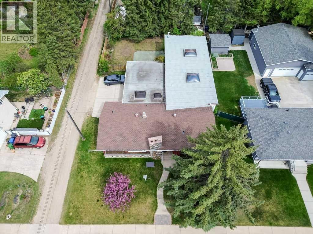 3515 43A Avenue — photo 4
