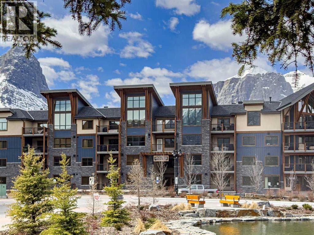 302, 1105 Spring Creek Drive