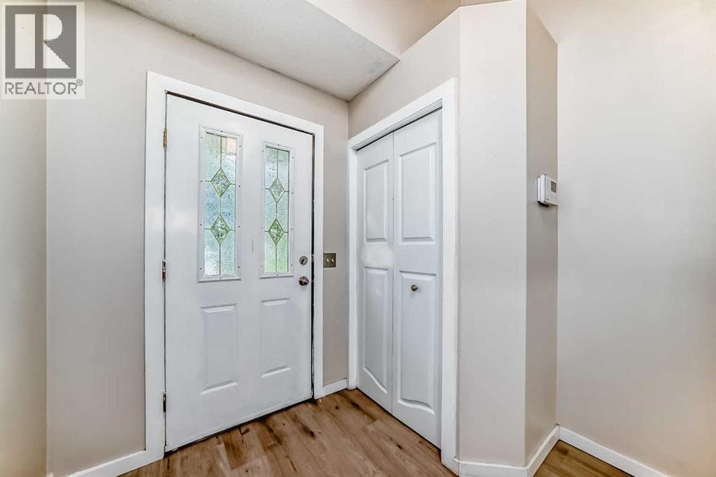 137 Erin Meadow Bay SE — photo 5