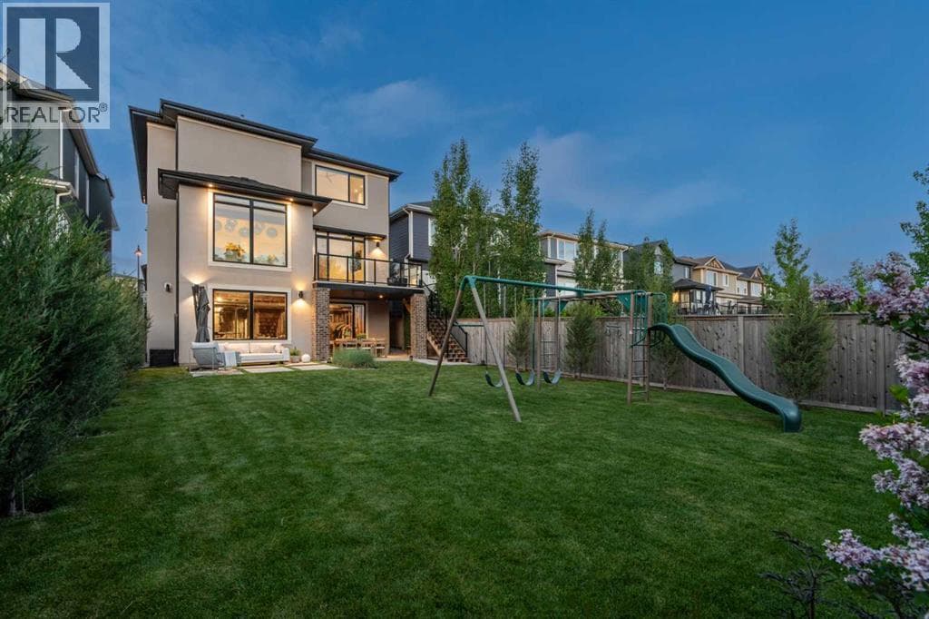 137 West Grove Point SW — photo 2
