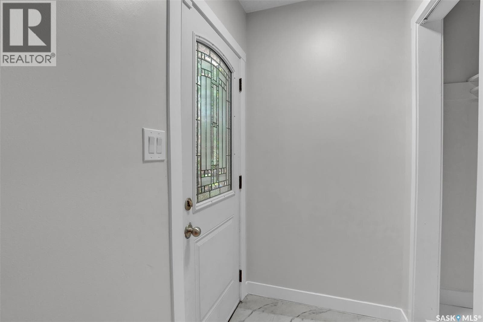 1356 Minto STREET — photo 4