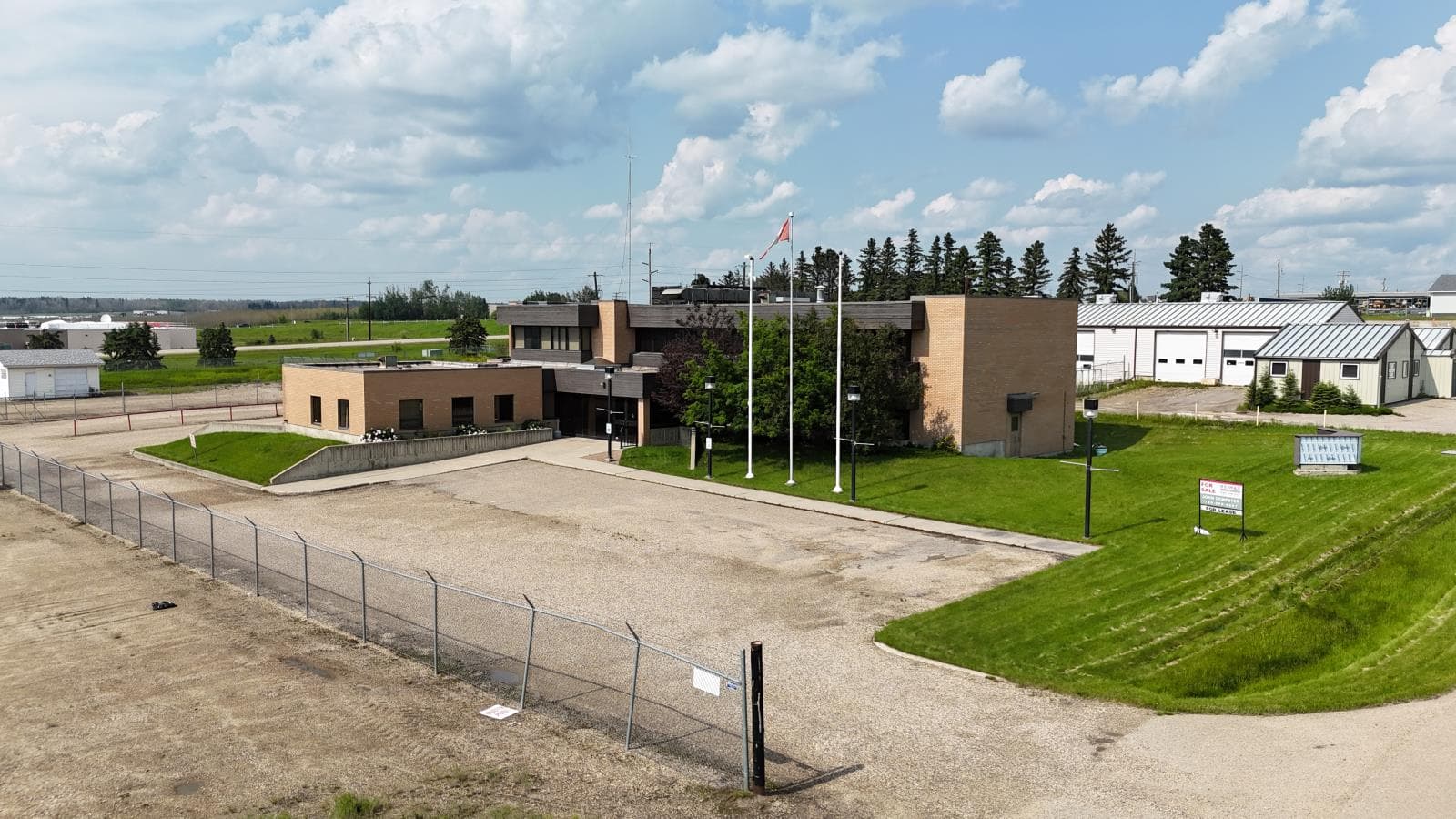 5516 Industrial rd — photo 2