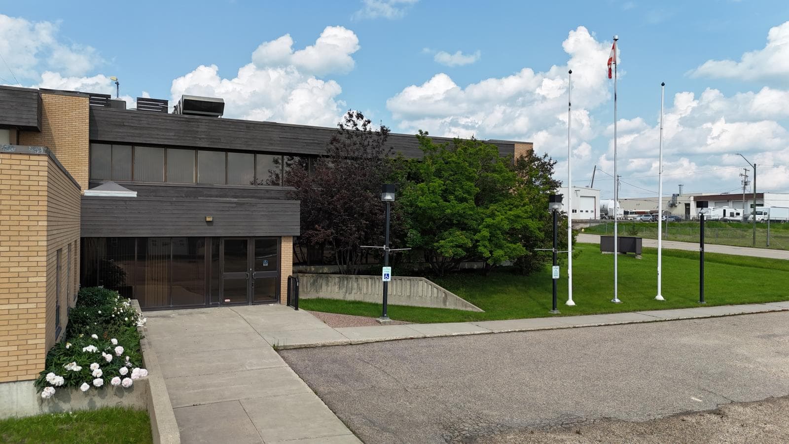 5116 Industrial Rd — photo 4