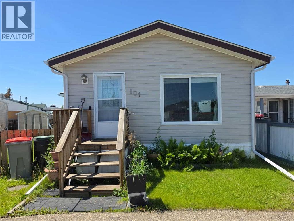 #101, 4819 51 Avenue