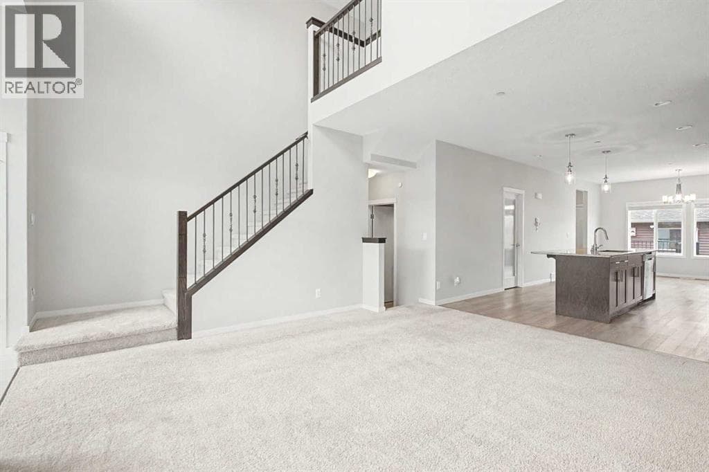 124 Howse Avenue NE — photo 5
