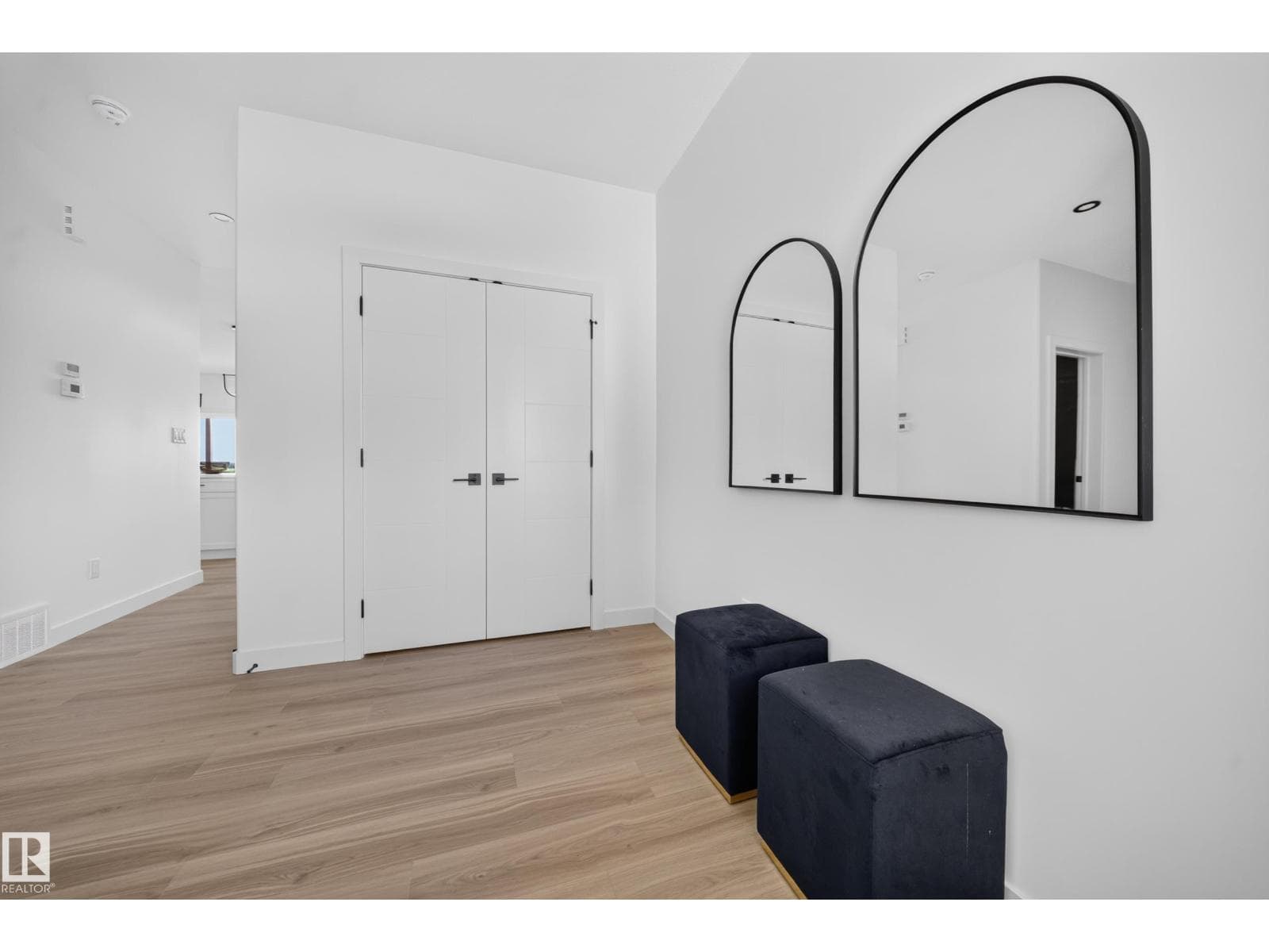523 Ashgrove Circle — photo 3