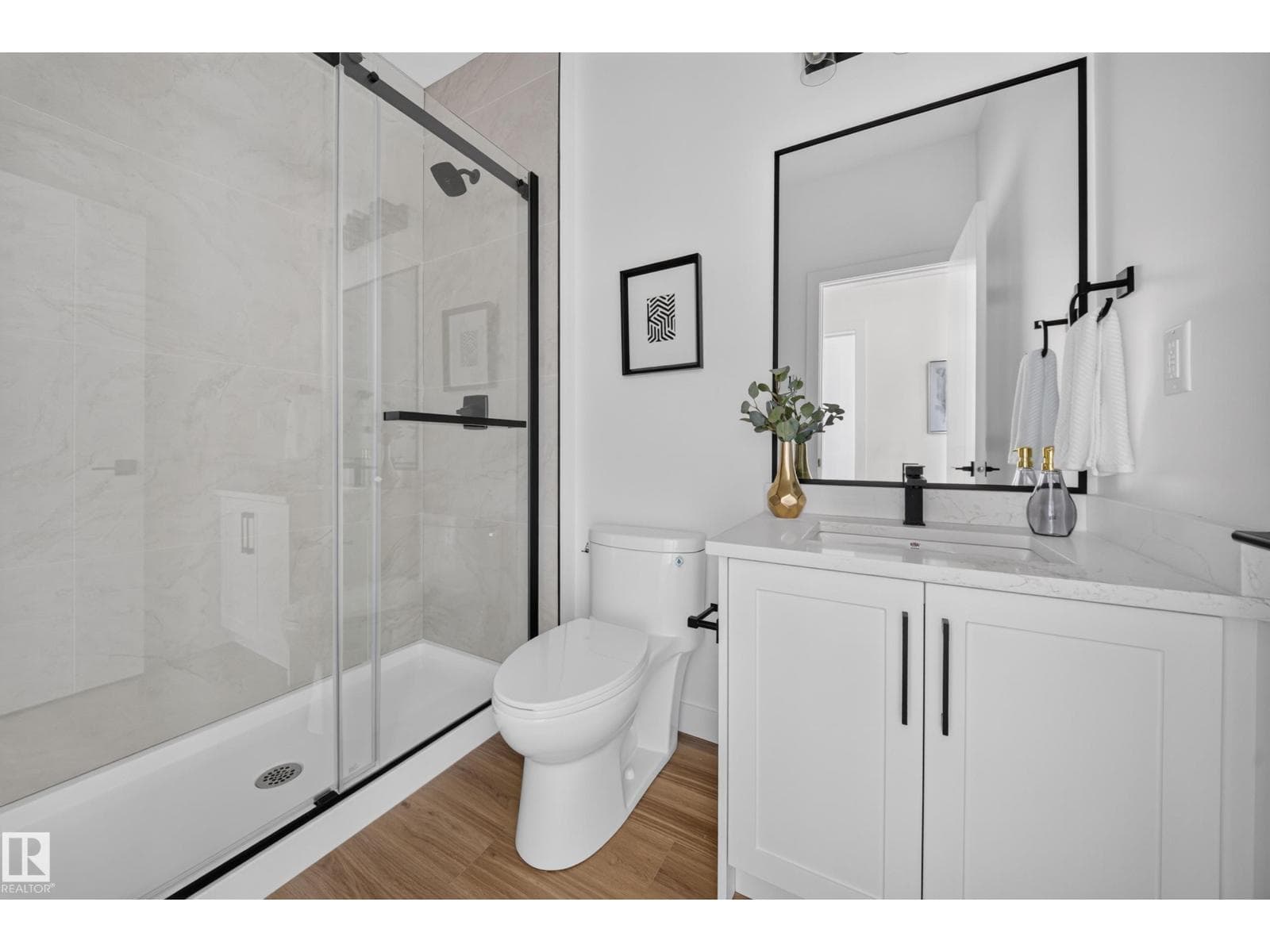 523 Ashgrove Circle — photo 4